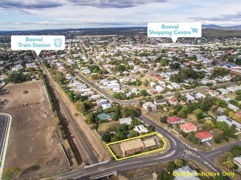 18 Railway Street, Booval QLD 4304
