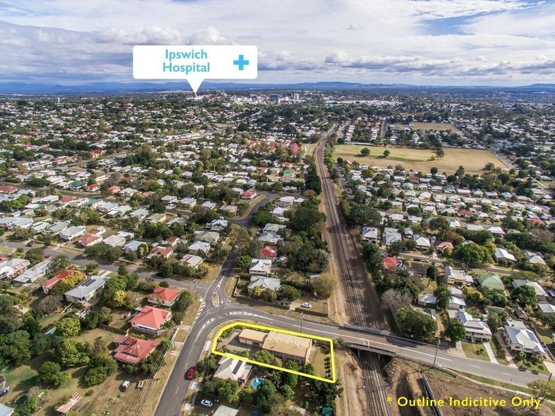 18 Railway Street, Booval QLD 4304