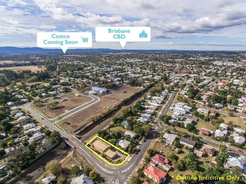 18 Railway Street, Booval QLD 4304