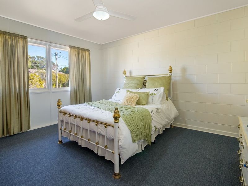 1 Lawson Street, Leichhardt QLD 4305