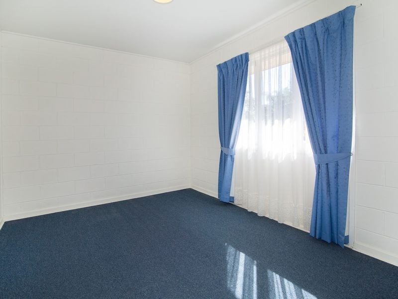 1 Lawson Street, Leichhardt QLD 4305