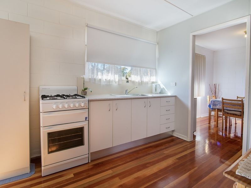 1 Lawson Street, Leichhardt QLD 4305
