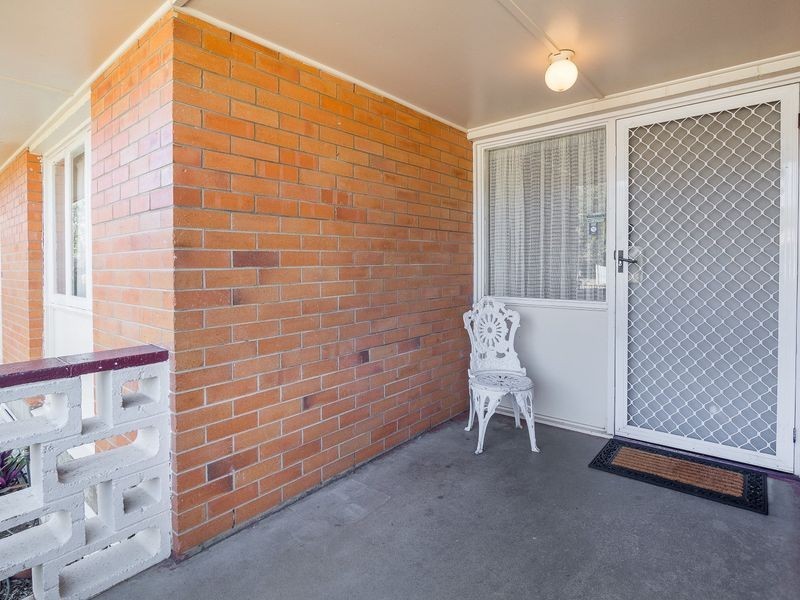 1 Lawson Street, Leichhardt QLD 4305