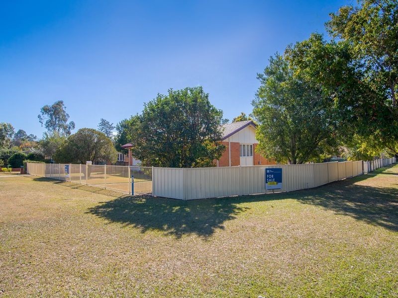 1 Lawson Street, Leichhardt QLD 4305