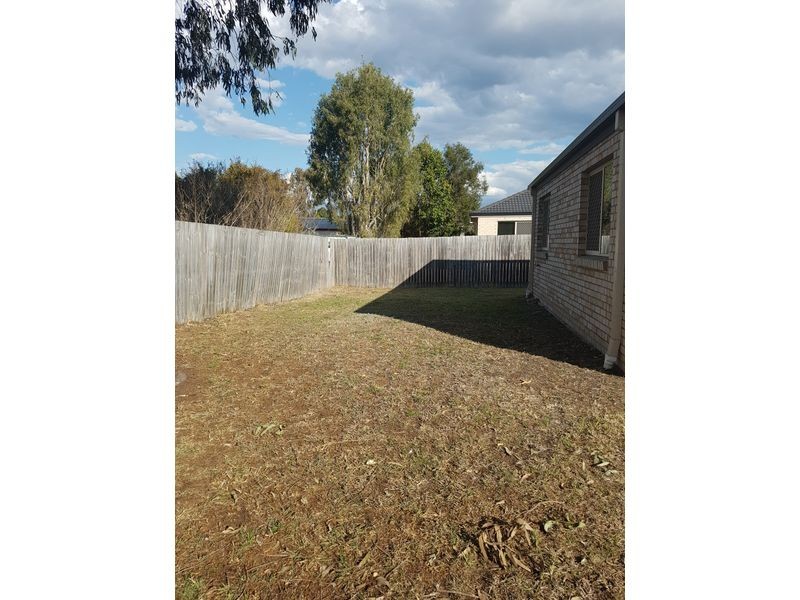 22 Doorey Street, One Mile QLD 4305
