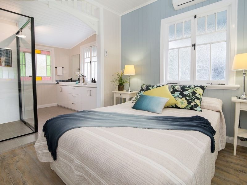 53 Glebe Road, Newtown QLD 4305