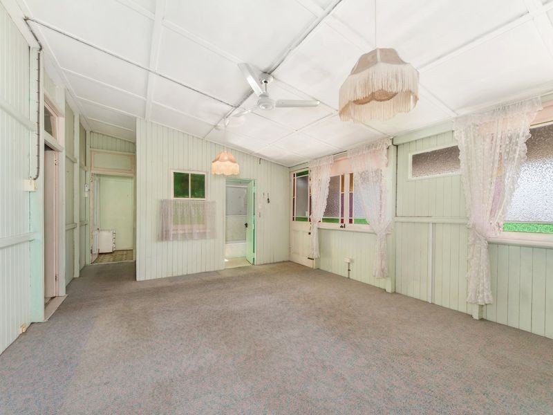 95 Pine Mountain Road, Brassall QLD 4305