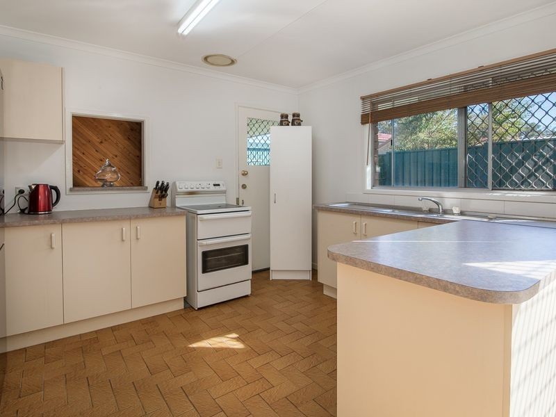 6 Vogler Court, Collingwood Park QLD 4301