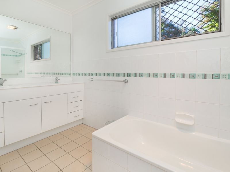 6 Vogler Court, Collingwood Park QLD 4301