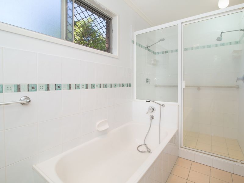 6 Vogler Court, Collingwood Park QLD 4301