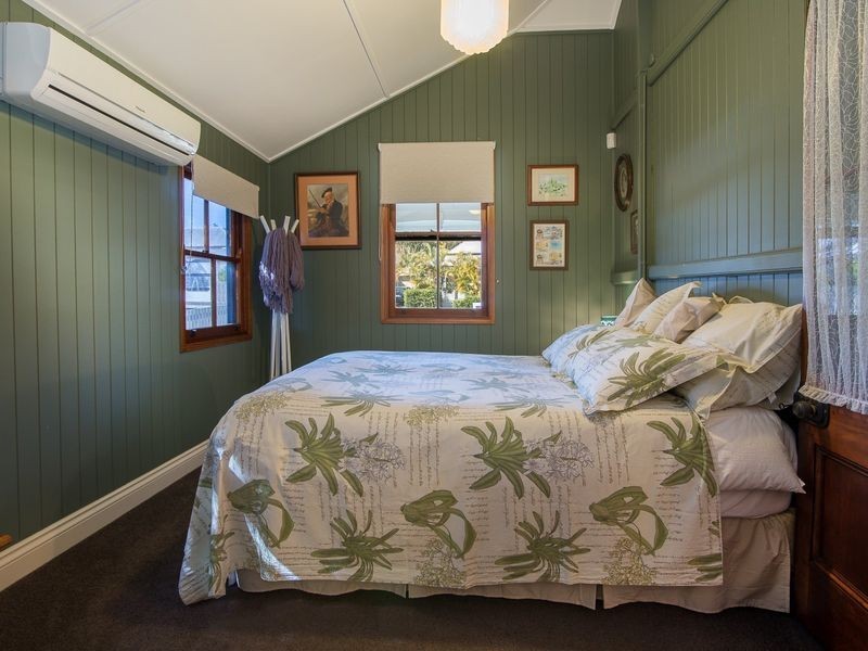 65 Thorn Street, Ipswich QLD 4305