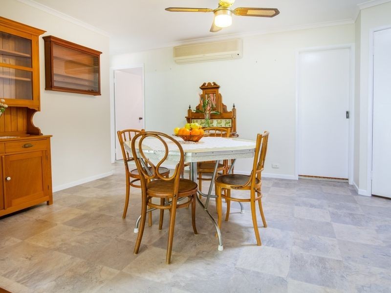 6 Oak Street, Bundamba QLD 4304