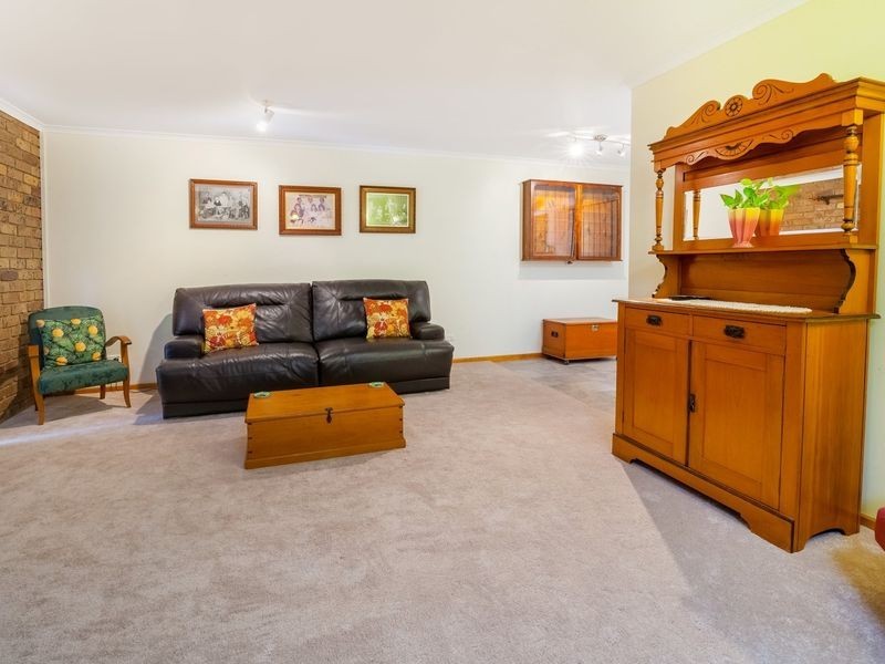 6 Oak Street, Bundamba QLD 4304