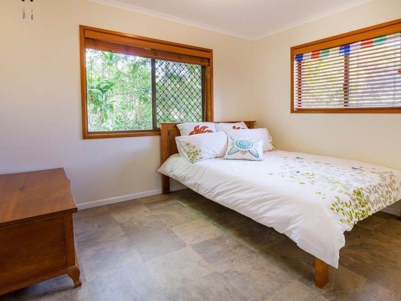 6 Oak Street, Bundamba QLD 4304
