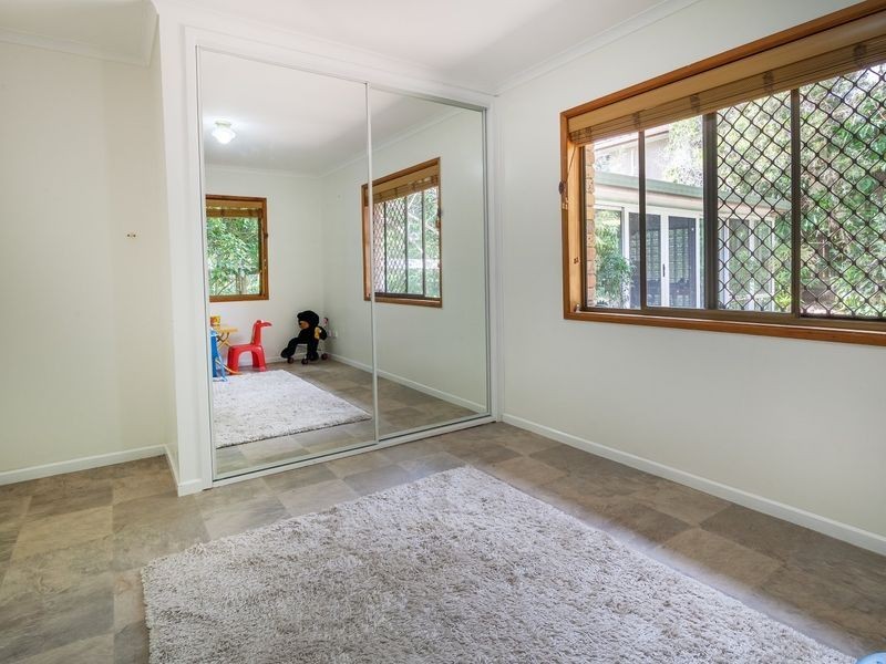 6 Oak Street, Bundamba QLD 4304
