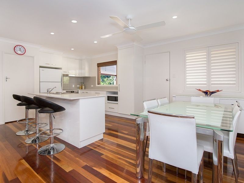 6 Deidre Ann Street, Raceview QLD 4305