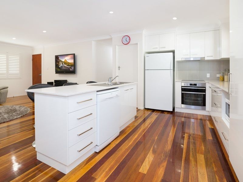 6 Deidre Ann Street, Raceview QLD 4305