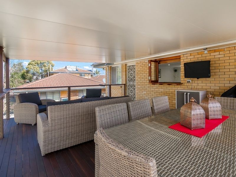 6 Deidre Ann Street, Raceview QLD 4305