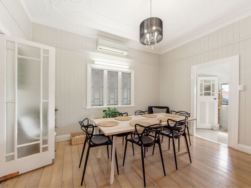 6 Marvin Street, Eastern Heights QLD 4305