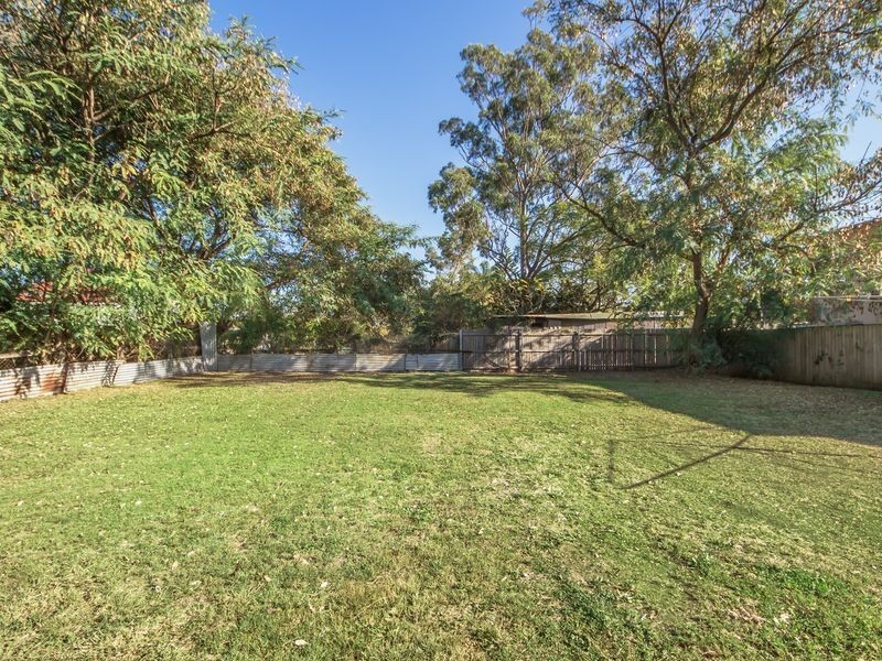 2 Lamington Parade, North Ipswich QLD 4305