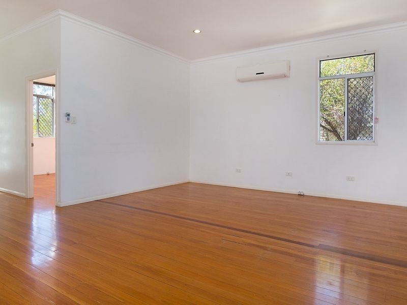 56 Toongarra Road, Leichhardt QLD 4305