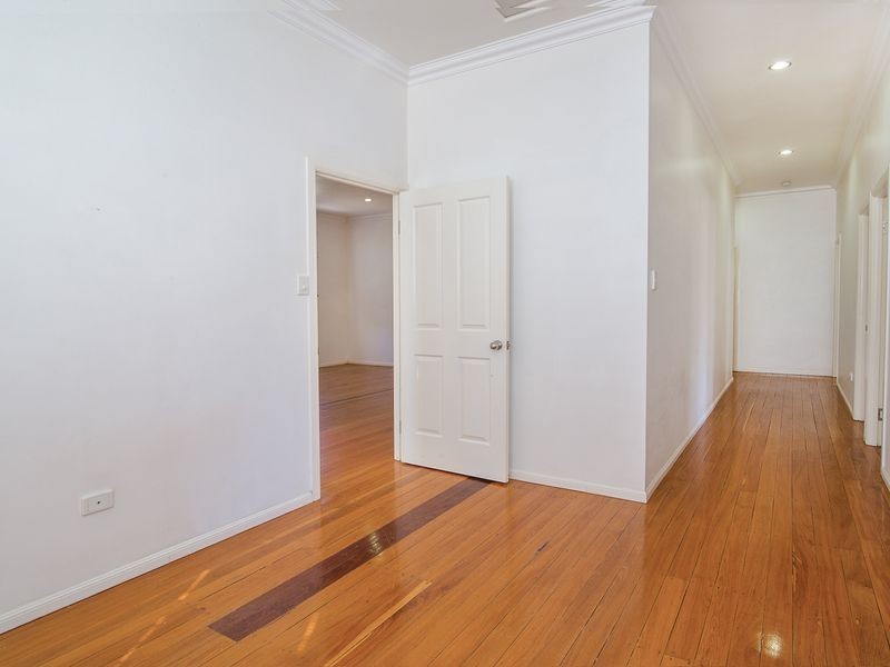 56 Toongarra Road, Leichhardt QLD 4305