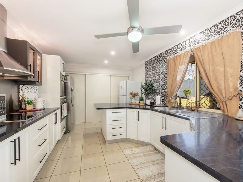 14 Glasgow Boulevard, Brassall QLD 4305