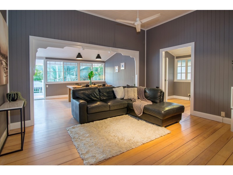 6 Tamar Street, Booval QLD 4304