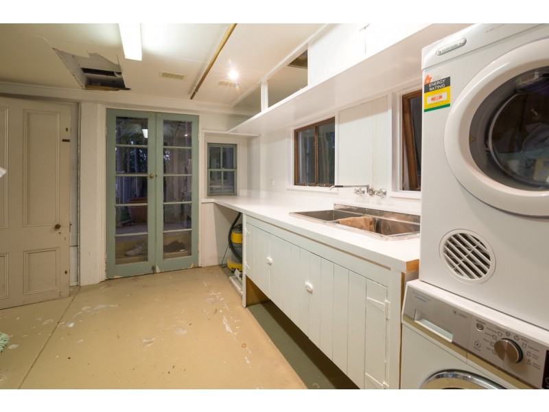 6 Tamar Street, Booval QLD 4304