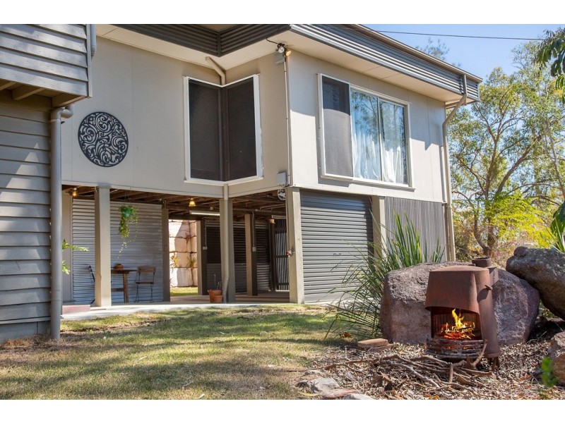 8 Shenton Street, Coalfalls QLD 4305