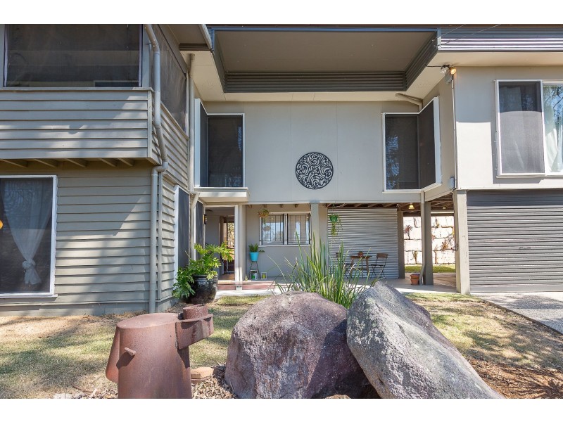 8 Shenton Street, Coalfalls QLD 4305