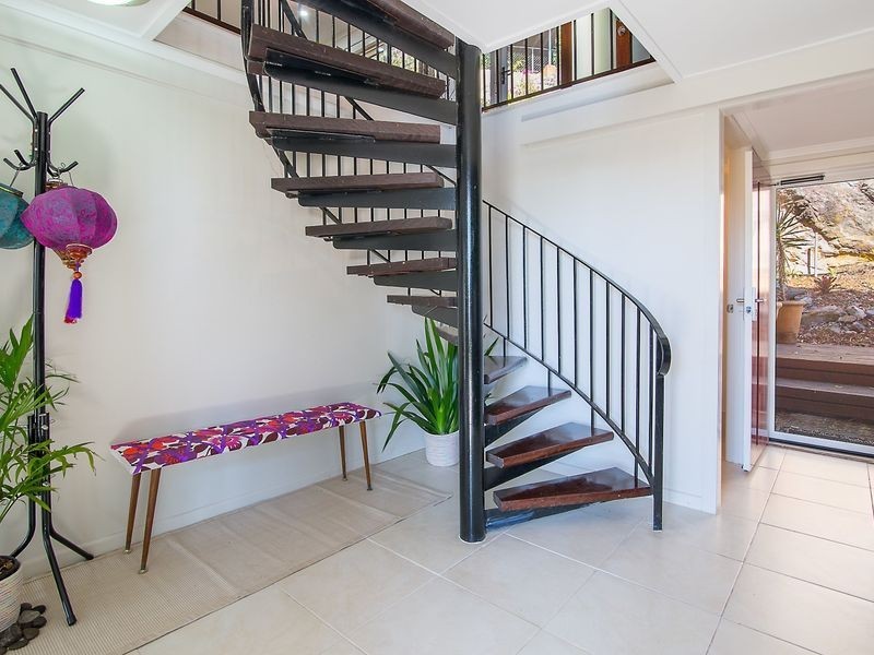 8 Shenton Street, Coalfalls QLD 4305