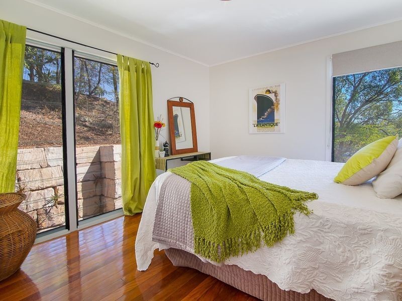 8 Shenton Street, Coalfalls QLD 4305