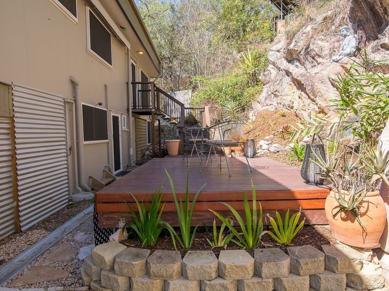 8 Shenton Street, Coalfalls QLD 4305