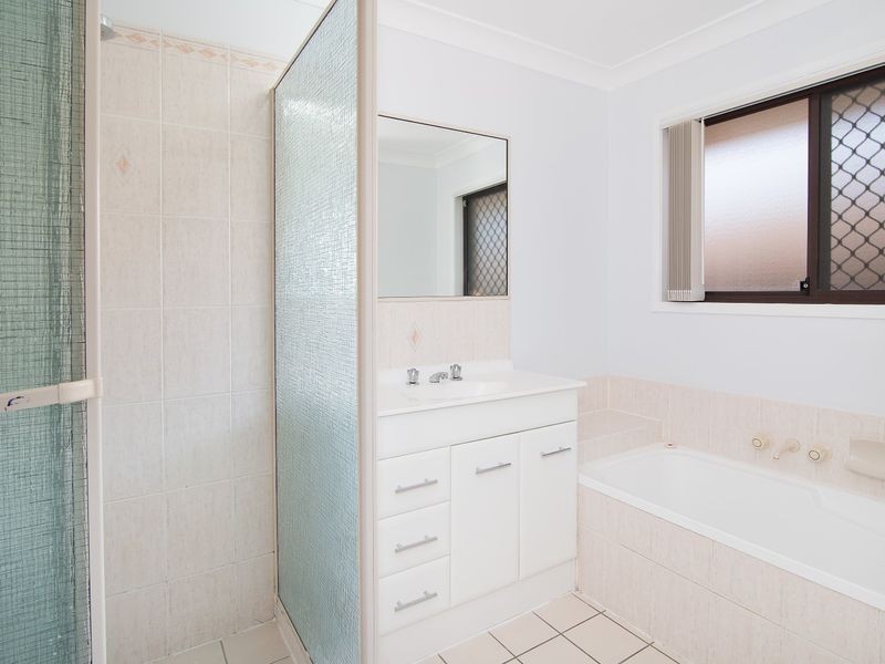 15 Cowley Drive, Flinders View QLD 4305