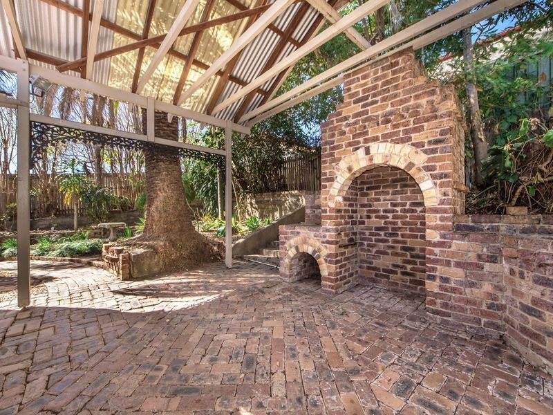 1 Smith Street, North Ipswich QLD 4305