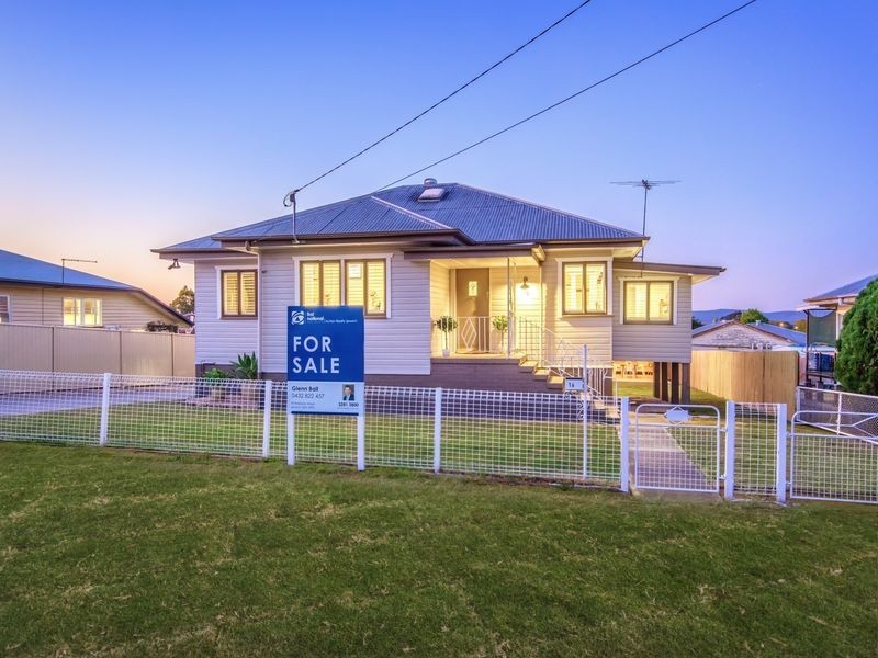 16 Stuart Street, Eastern Heights QLD 4305