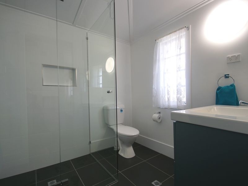 2 Canning Lane, North Ipswich QLD 4305
