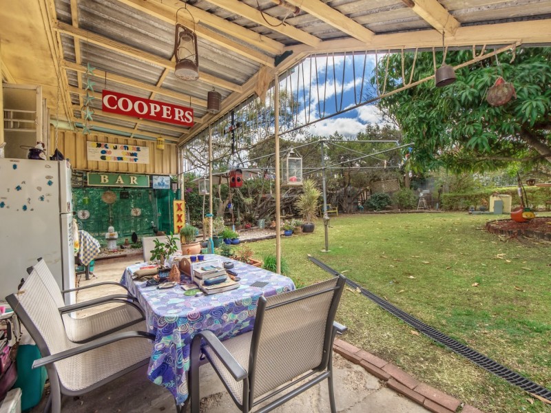 12 Cemetery Road, Ipswich QLD 4305