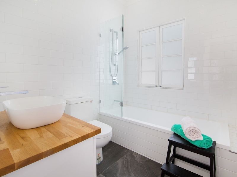 62B Chermside Road, Newtown QLD 4305