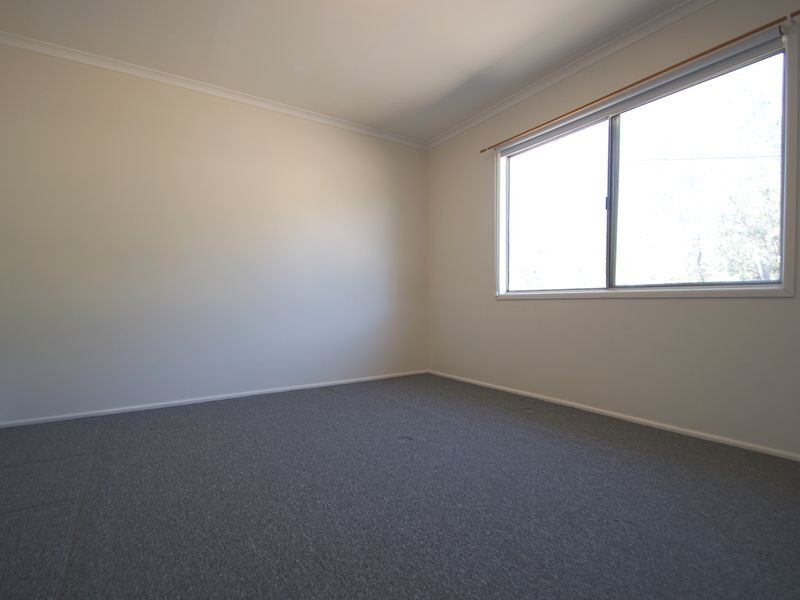 6 Mary Street, Blackstone QLD 4304