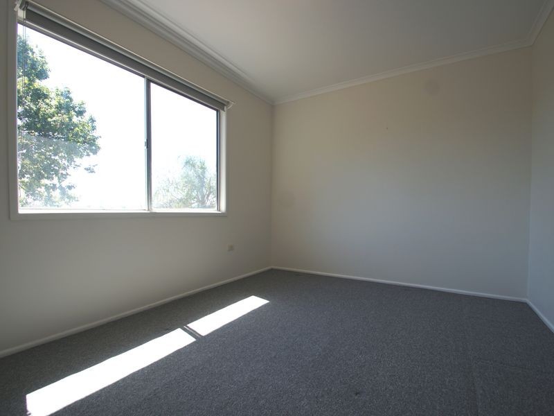 6 Mary Street, Blackstone QLD 4304