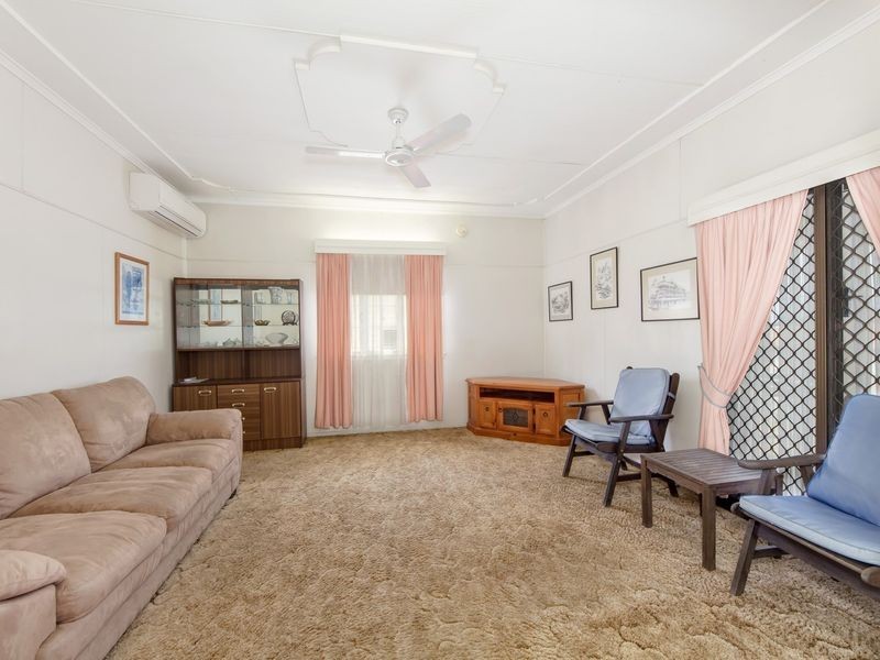 62 Samford Road, Leichhardt QLD 4305