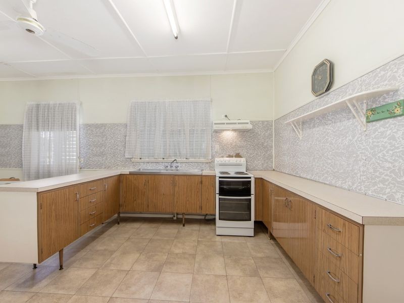 62 Samford Road, Leichhardt QLD 4305