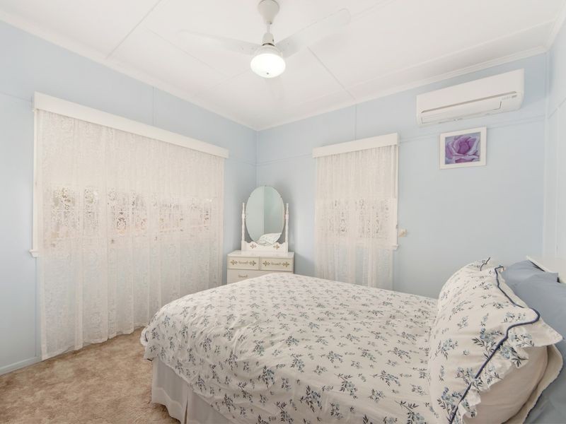 62 Samford Road, Leichhardt QLD 4305