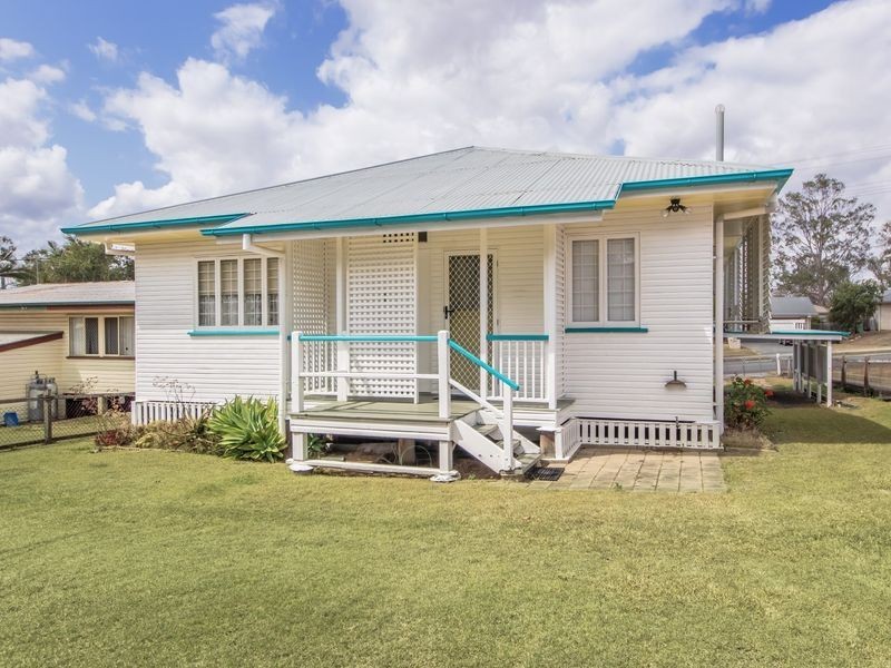 62 Samford Road, Leichhardt QLD 4305