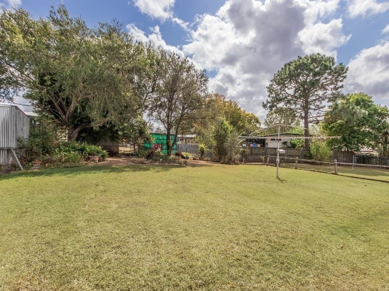62 Samford Road, Leichhardt QLD 4305