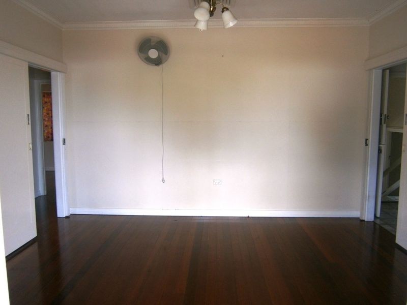 16 Gilliver Street, Eastern Heights QLD 4305