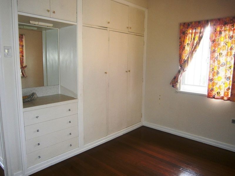 16 Gilliver Street, Eastern Heights QLD 4305