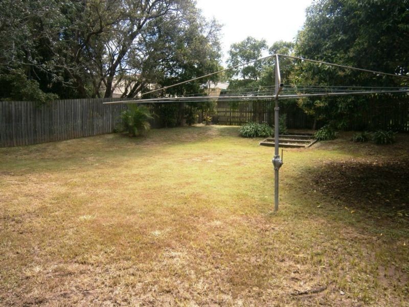 16 Gilliver Street, Eastern Heights QLD 4305